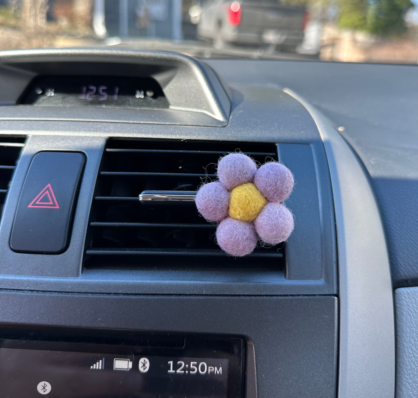 Flower Vent Clip