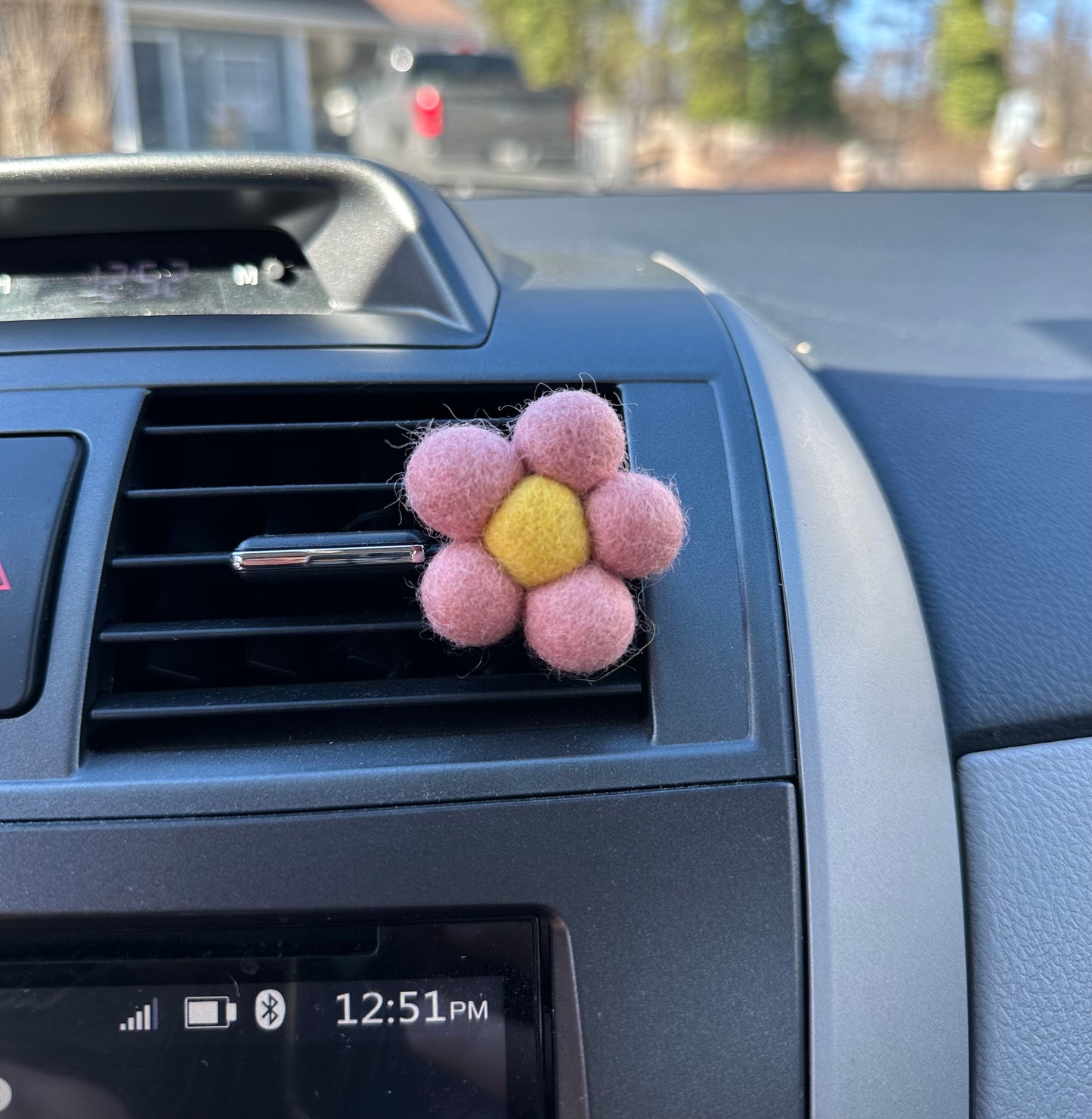 Flower Vent Clip